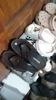 Product Review of SANDAL PRIA COWOK CASUAL BELI 1 GRATIS 1  PROMO Sendal Slop Kulit Pria Japit Slop Selop Jepit from T**k 1