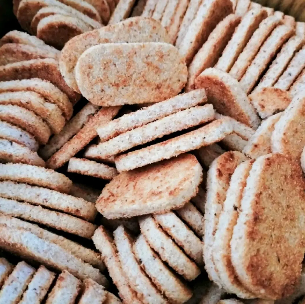 Kue Sagon Kelapa Bentuk Oval/Sagon Kelapa