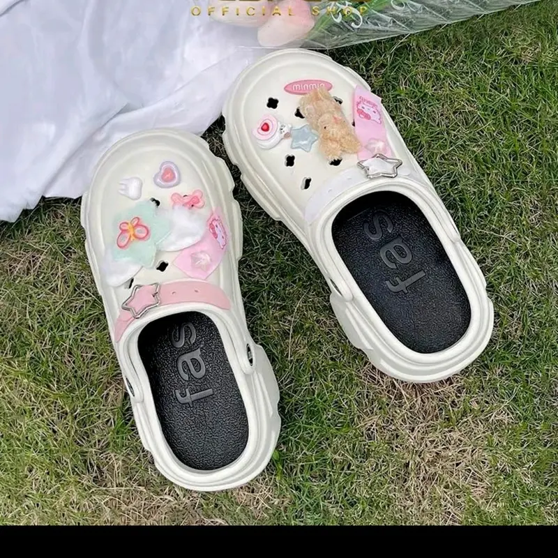 Sendal Baim EVA  Rubber Jibbit Hello Kitty Terbaru Tinggi 8 CM Ready Dua Warna Karet Putih Insol Hitam  Sandal Wanita 0