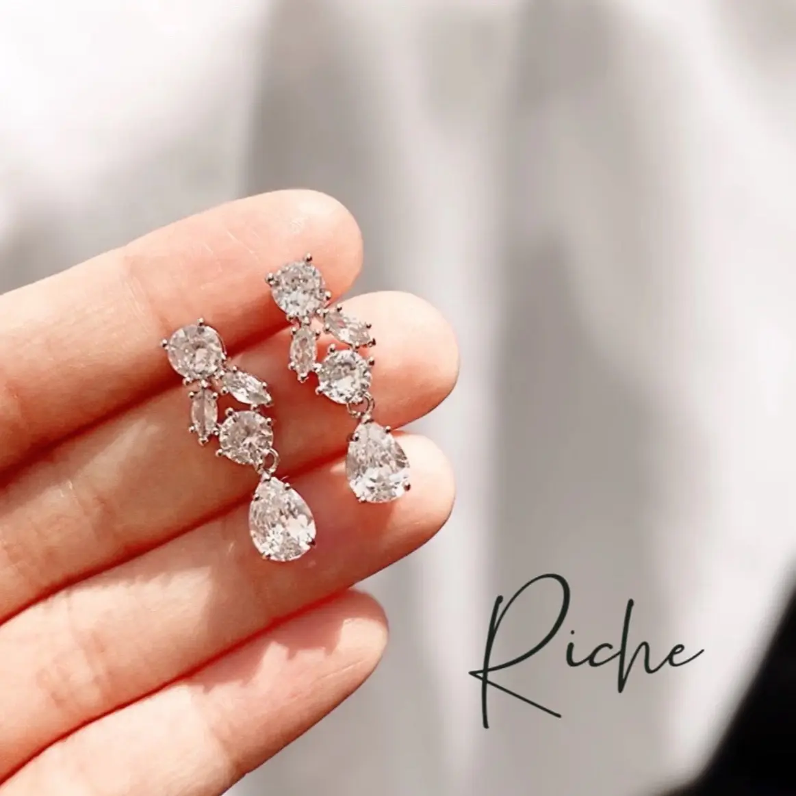 Anting Riche Bridal Earrings Sterling Silver 925 Zircon untuk Pesta dengan Plating Rhodium dan Grade AAA++