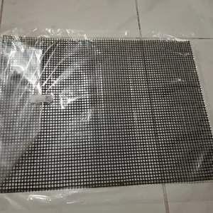 Alas Panggang BBQ Grilling Mats Grid Shape 30x40cm Kitchenware Wadah Pemanggang Anti Lengket dan Mudah Digunakan