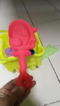Product Review of Mainan Ember pasir anak bentuk kastil/kerajaan Ukuran besar + peralatan bermain pasir lainnya TB 02 Beraneka warna from Y**h S**3 1