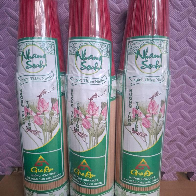 Combo 3 ký 4 tấc Nhang Không Mùi , không màu, không hương thơm, nhang sạch,  Có 2 màu chân tăm