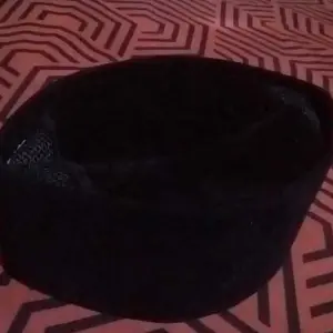 peci songkok bludru polos AC anak anak remaja dan dewasa Muslim Kopiah