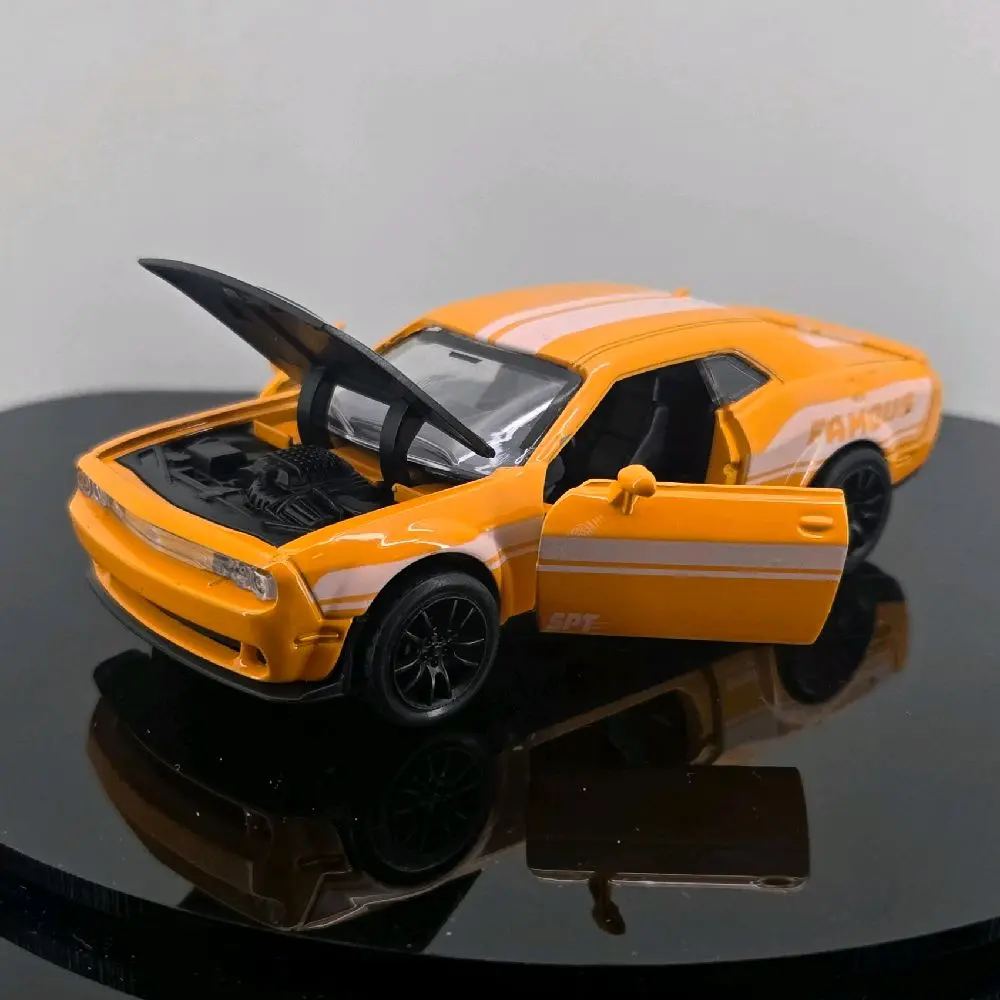 Mainan Diecast Mobil Sedan Camaro Alloy Model Metal Skala 1:32 Toy