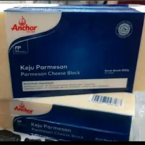 Keju Parmesan Blok Anchor 100 gram