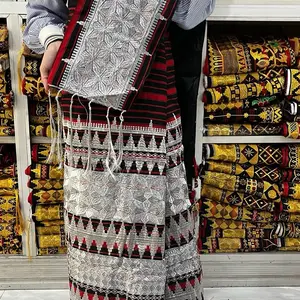 Bisa cod tapis tenun bordir lampung motif gigi hiu benang silver