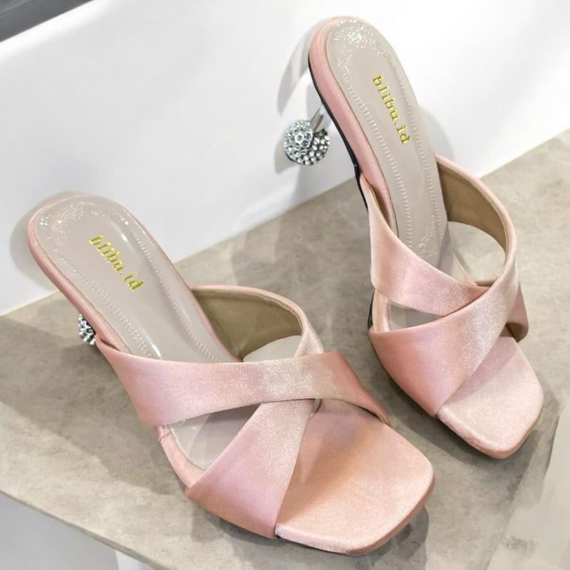 NAURA 7cm sendal pengantin sendal wisuda sendal manten bahan satin By blibu.id 5