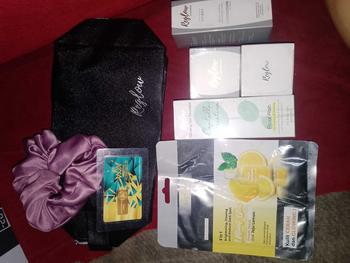 Product Review of Reglow New Paket isi 4 (Facial Wash, Day Cream, Night Cream, Serum) Skincare from f**i 0