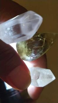 Product Review of Natural Crystal Tower Clear Quartz dan Smoky Quartz from B**9 N**a 2