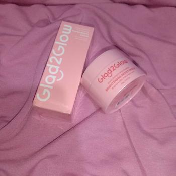 Product Review of [BPOM] Glad2Glow 2pcs bundle Skincare 2in1 Paket - Moisturizer+Serum Glowing Anti-acne Dark spot Barrier Bright Blueberry Ceramide Centella Berjerawat Memudarkan Mencerahkan Pencerah Wajah Arbutin Acid Extract Niacinamide Cooling Pelembab Melembutkan from f**💫 1