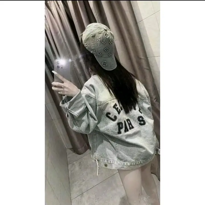 Áo Khoác Jean Thêu Chữ Celne From Rộng Qc L1
