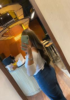 Product Review of JBSELECT4YOU 24 Inches Light Brown Curly Wig With Bangs KAYLA from L** C**n K**e ** 이** 2