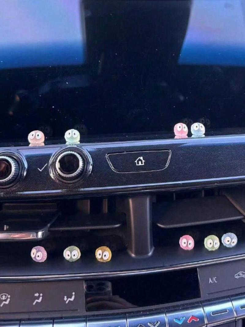 Product Introduction of 6-piece set Car Luminous Color Mini Coal Ball Decoration Car Mirror Center Console Car Interior Decoration 3