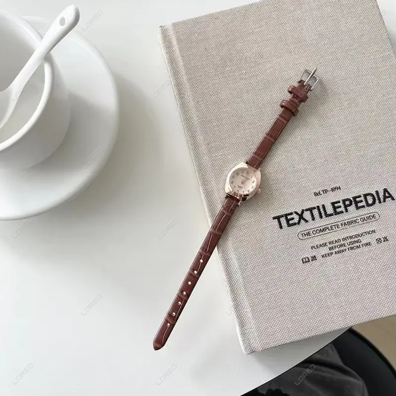 Loreo - Jam Tangan Wanita Tali Kecil Analog Quartz Watch Gaya Retro Strap Pu Croco 7
