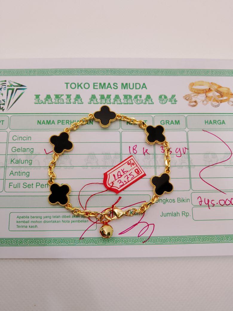 Gelang Tangan Wanita Clover Emas Muda Free Surat Barang Viral Fashion MasaKini Gelang Tangan Wanita Clover Emas Muda Free Surat Barang Viral Fashion MasaKini