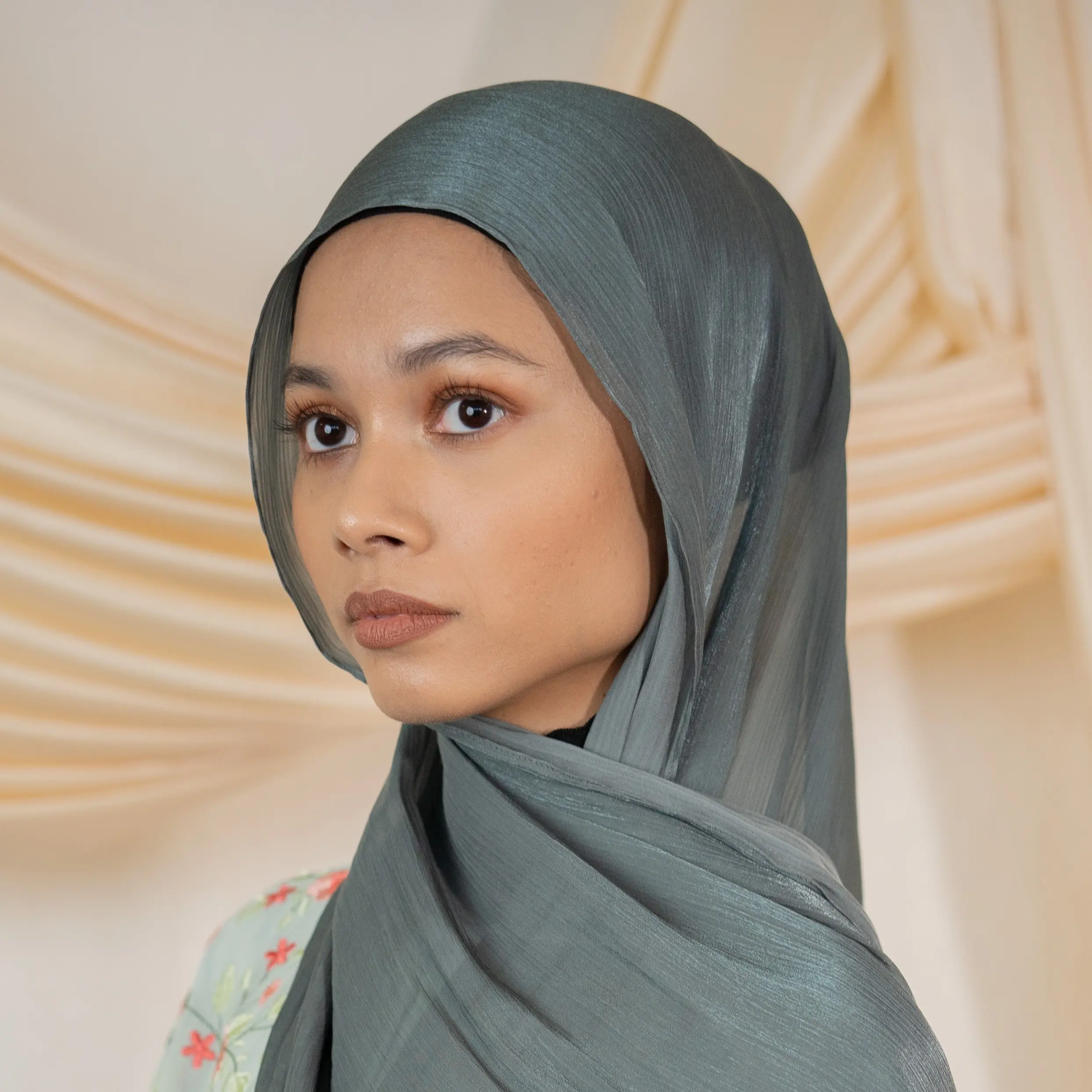 Dayaa Shimmer Shawl - Feruz Label