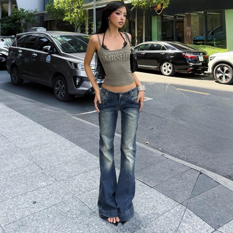 TWENTI Quần Jeans Cạp Trễ Co Giãn Ống Loe Thêu Túi