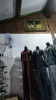 Product Review of kebaya pengantin bludru merak Gaun Wanita from g**a a** 0