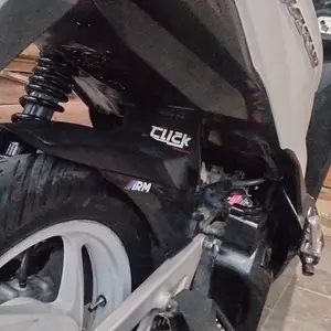 MUD FLAP KARET PENAHAN LUMPUR MUDGUARD SPAKBOR KARET MUDFLAP CLICK THAILAND VARIO 125 VARIO 150