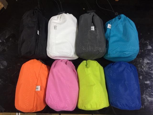 Poket Outdoor Jaket Parasut Tipis Tissue Warna Biru - M