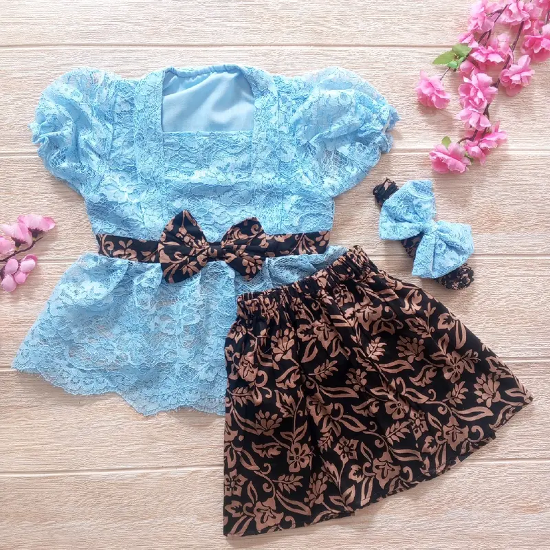 Setelan Baju Fashion Kebaya Anak Perempuan 1 Tahun Baby Blue Biru Langit Motif Rok Katun Coklat Hitam Parsel Bayi Polka 2