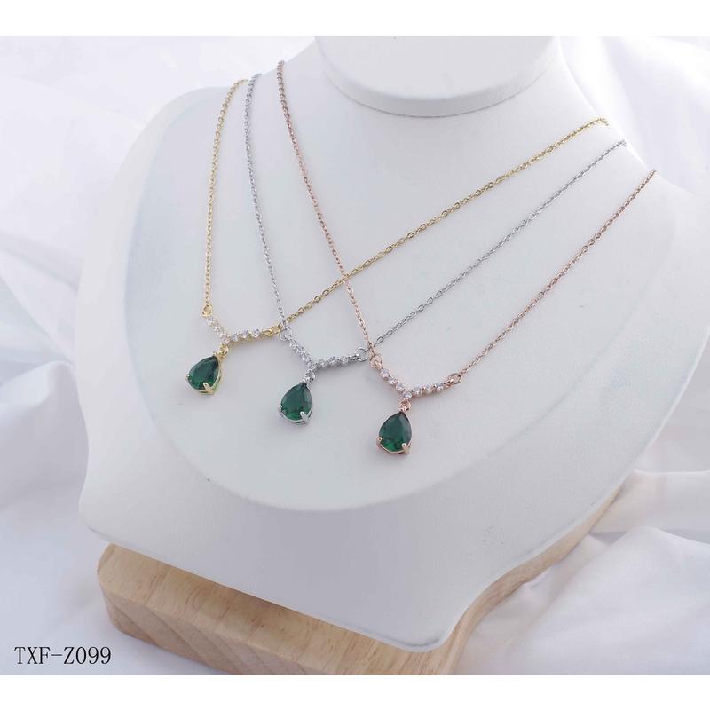 Kalung Titanium Permata Hijau Perhiasan Wanita Jewellery 101/099 2