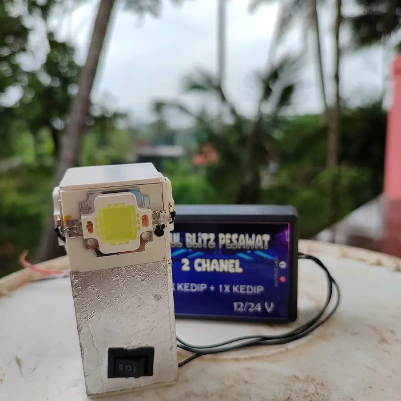 Modul Blitz Pesawat Lampu Rakitan 2x Kedip 12/24 Volt Led Control Remote Toy 4