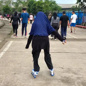 Sepatu Roda Inline Skate Bisa Set Model Bajaj