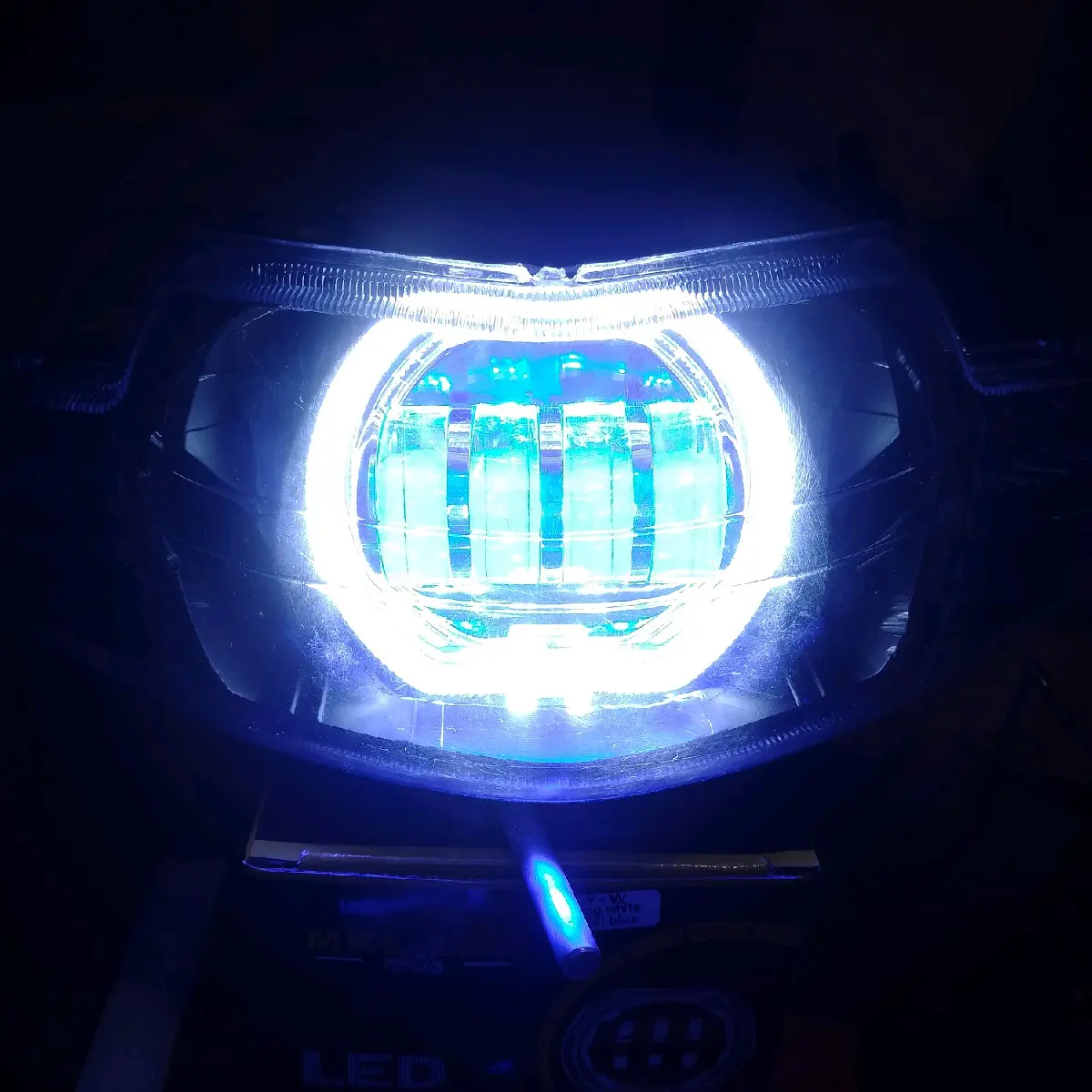 Lampu depan honda Supra fit old
