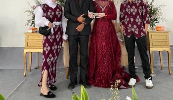 Product Review of PANDAWA BAJU TENUN NEW PADMA COUPLE RED batik from a**s 0