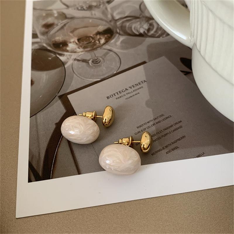 Product Introduction of French Elegant Gold Color Bean Spliced Metal Drop Earrings for Korean Fashion Jewelry Party Women's Summer Accessorie 2