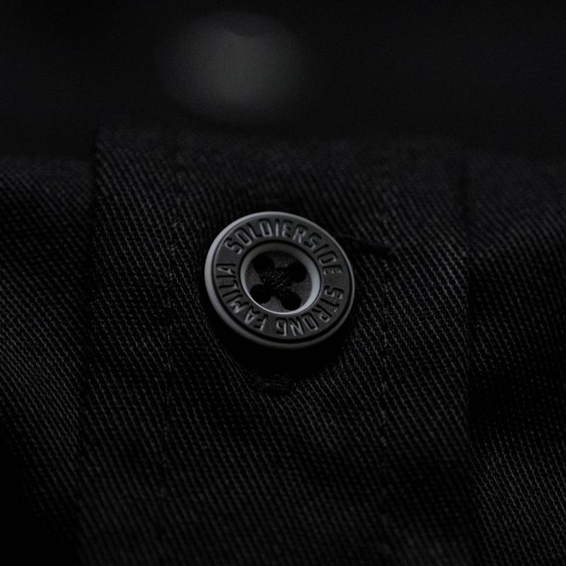 Soldierside Familia Workshirt "TheCREW" Hitam Bordir Putih-Hitam WS197 Kancing Simple kemeja pria  skena 8