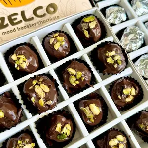 Zelco - Kurma Coklat kunafa Dubai pistachio halal cokelat & camilan dark cokelat pistacio chocolate
