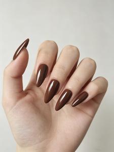 Deep Brown Solid Press-On NailsOld Money quiet luxury staple, perfect for yellow undertones.Viral chocolate brown / autumn caramel brown handmade press-ons.The ultimate quiet luxury nail look.
