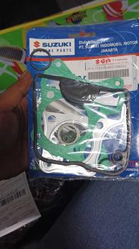 Product Review of TOP SET GASKET PERPAK BLOK+LEM THRIBOND SUZUKI SPIN 125 SKYDRIVE SKYWAVE HAYATE Motor from 🇮**⃝ ⃝**࿐ 1