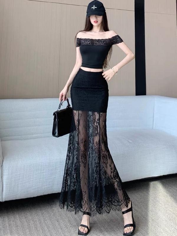 chân váy ren hoa nổi ,ren co zãn dáng dài  đuôi cá xòe nhẹ phong cách đơn giản , có may big size ,( có 2 bản chiều dài 90 và 100) Lynx studio 06