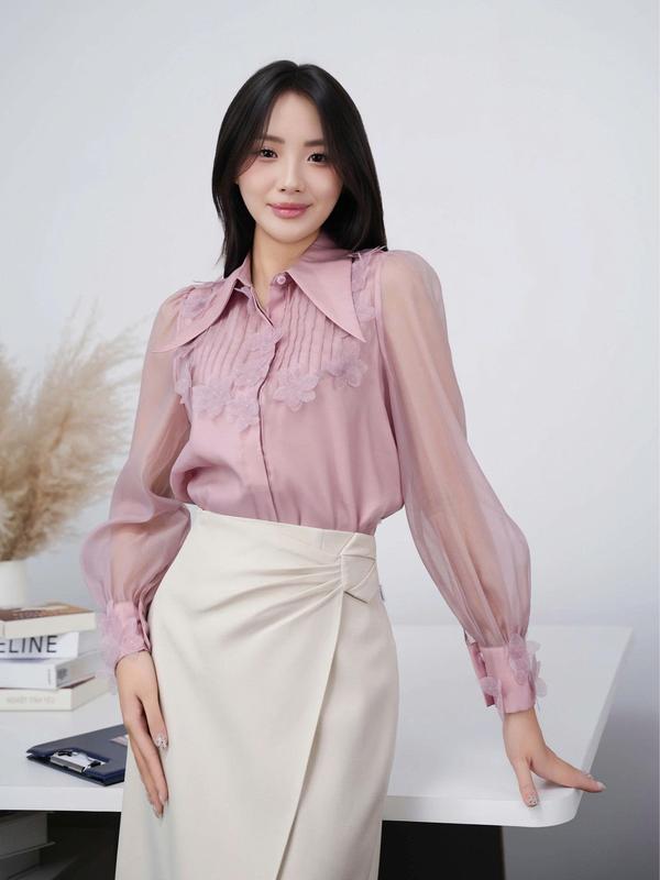 Áo Sơ Mi Nữ CCHAT Dáng Suông Cổ Đức Tay Nhún Đính Hoa Lazer Chất Voan 24FDV9019ST