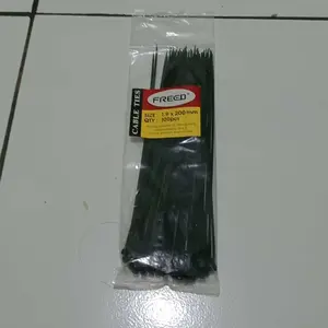 Kabel Ties Tali Ties Nylon Hitam 10cm / 15cm / 20cm Tebal Dan Kuat Serbaguna Isi 100pcs