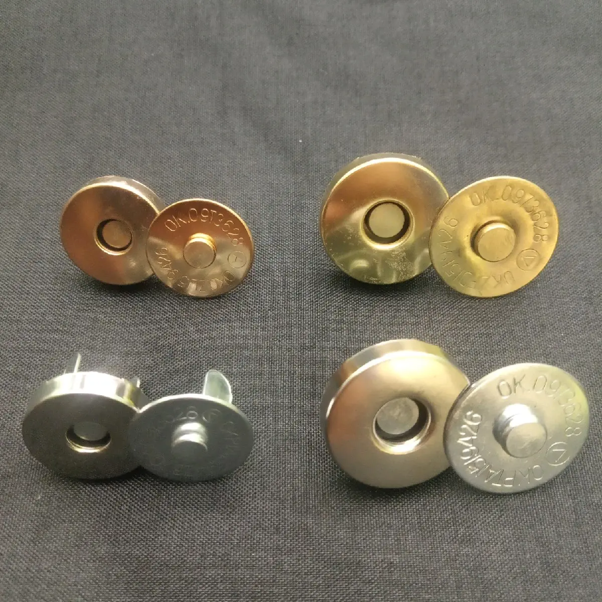 Kancing Magnet Premium Ukuran 1.4cm & 1.8cm warna silver & gold