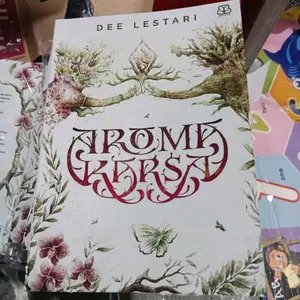NOVEL AROMA KARSA DEE LESTARI