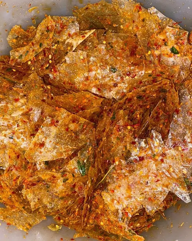 1KG KERIPIK KACA PEDAS DAUN JERUK 1