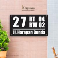 Gambar Kreasikayukuu Plakar Rumah Akrilik Ukuran 17x30cm | Sign Nomor Rumah Akrilik - LANSCAPE, HITAM+TULS PUTIH dari kreasikayukuu Kab. Boyolali 3 Tokopedia