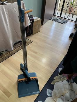 Product Review of SG Seller READY STOCK Rotatable Broom and Wind Proof Dust Pan with Broom Comb Broom Set Non-Stick Broom Magic Wiper Set Steel Comfortable Light Plastic from N** H**I 0