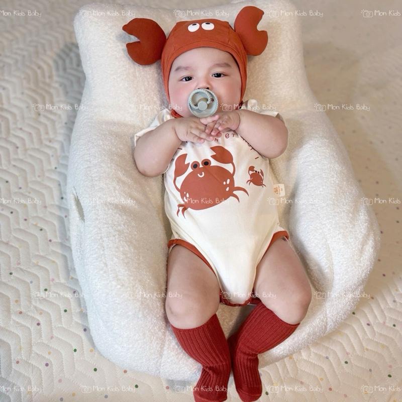 ( Mon Kids Baby ) Body cua kèm mũ tất cho bé trai gái từ 3-12kg Cotton mềm đẹp mặc đi chơi chụp ảnh