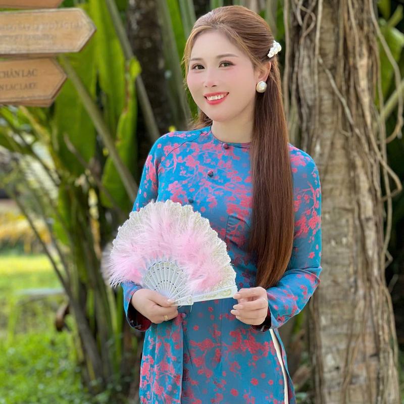 Hân Nguyễn Áo Bà Ba - B.A178 - Áo Bà Ba Tơ Tằm Dáng Dài Dệt Kim Cổ Tròn Nút Nụ Dây Kéo QUẦN NGỌC TRAI