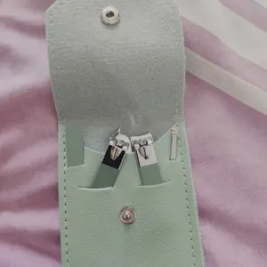 Set Gunting Kuku Manicure Pedicure PREMIUM Profesional 4 in 1 Rose Gold 5 Set Gold 1539 Mempercantik Nail