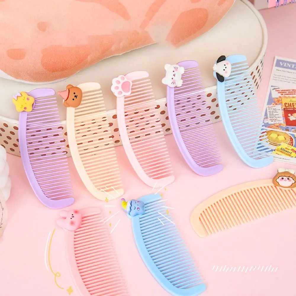 Fashion PP Kids Hairdressing Comb Not Hurt the Head Cute Strawberry Pattern Fine-toothed Comb Portable Anti-static Comb Kids Adult