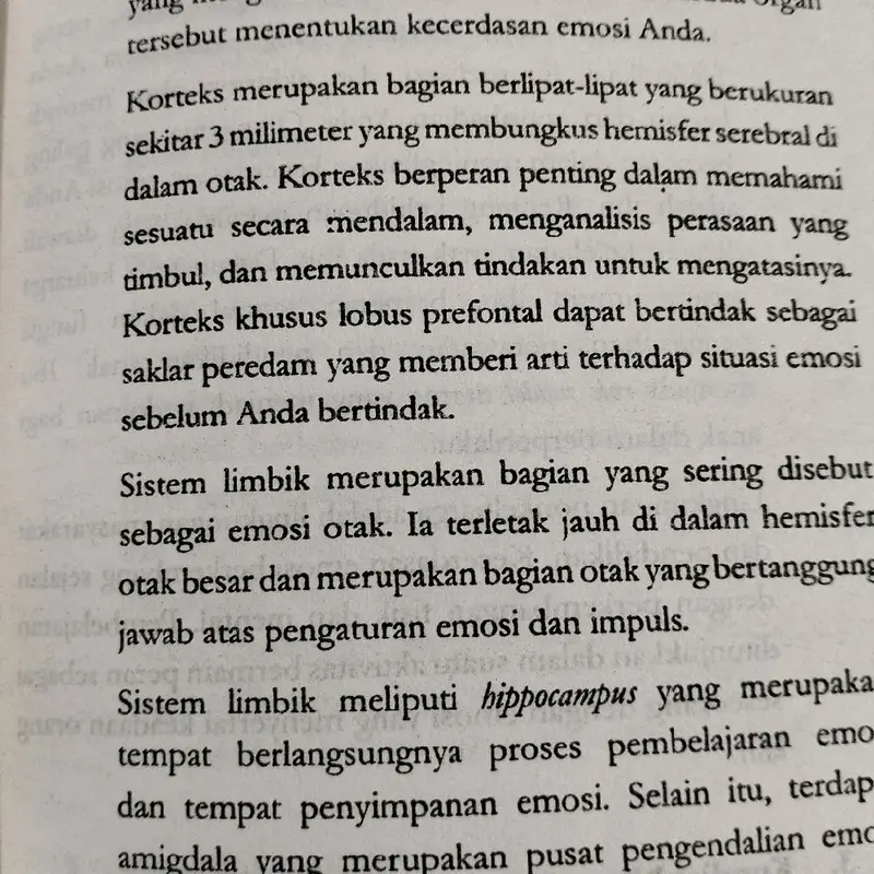 BUKU MOTIVASI / SENI MENGENDALIKAN EMOSI by Claudia 2