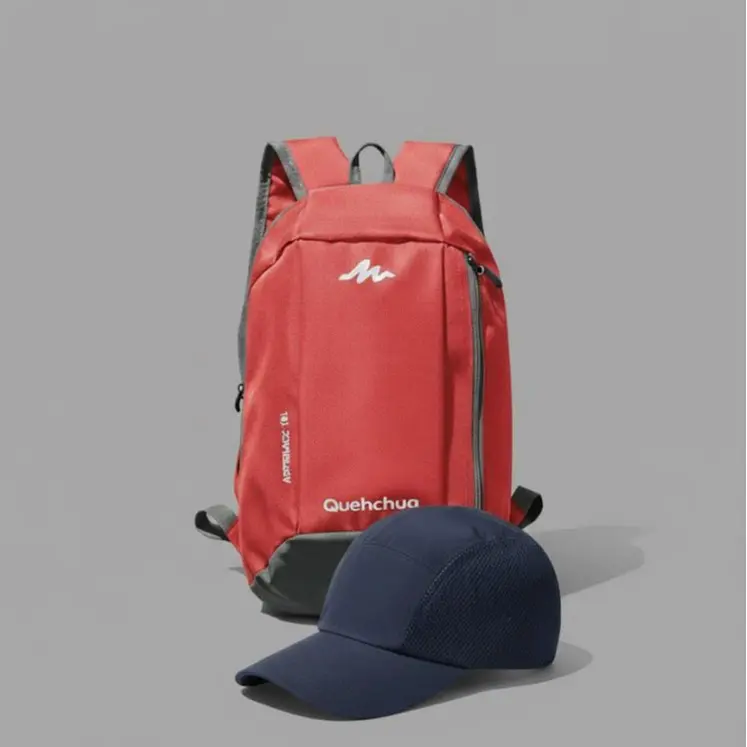 Tas Merah, Topi Navy